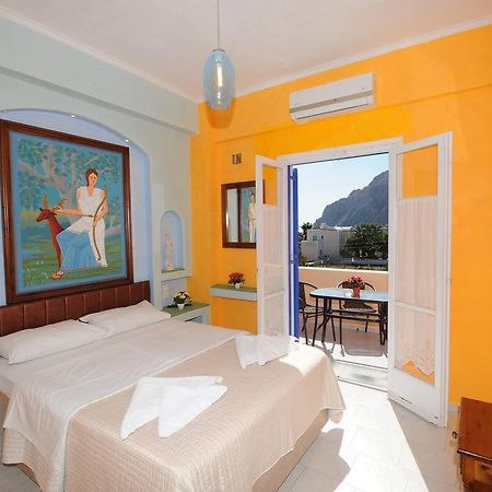 Orfeas Apartments คามารี ภายนอก รูปภาพ