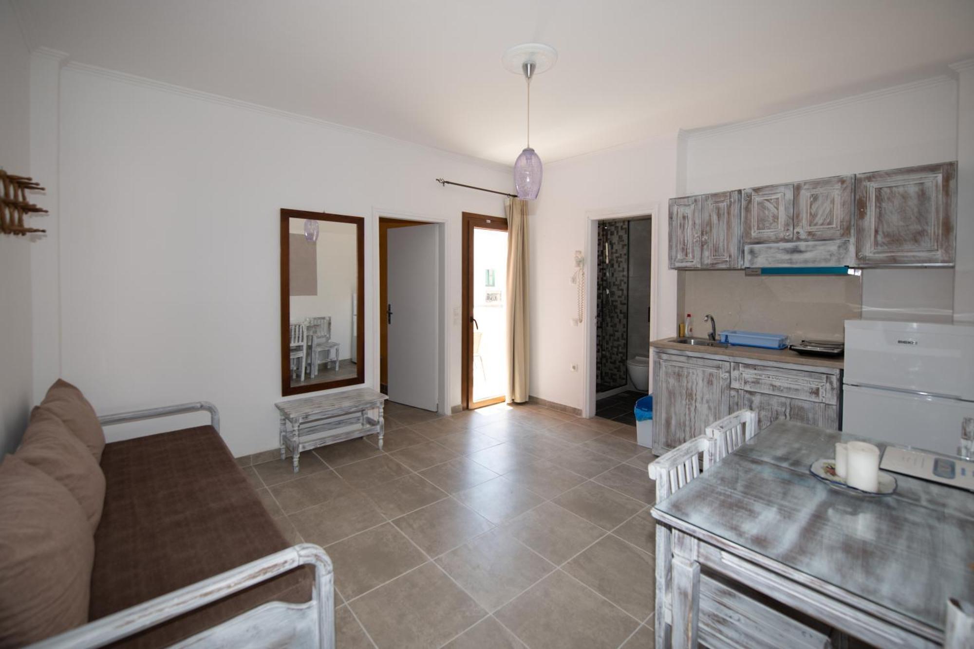 Orfeas Apartments คามารี ภายนอก รูปภาพ