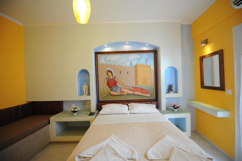 Orfeas Apartments คามารี ภายนอก รูปภาพ