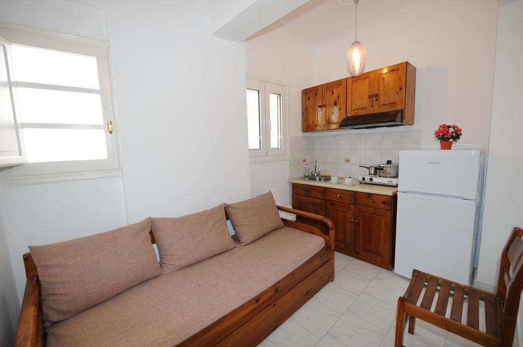 Orfeas Apartments คามารี ภายนอก รูปภาพ