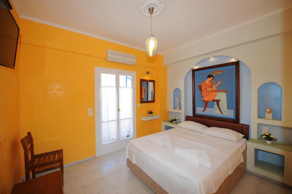 Orfeas Apartments คามารี ภายนอก รูปภาพ