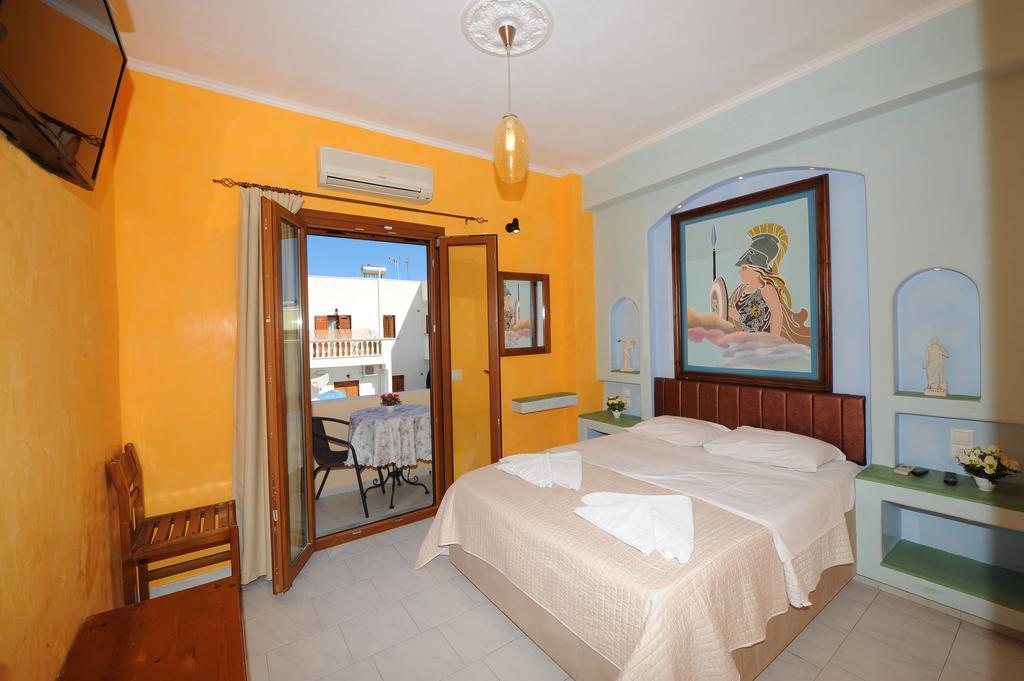 Orfeas Apartments คามารี ภายนอก รูปภาพ